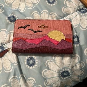 Coach medium wallet